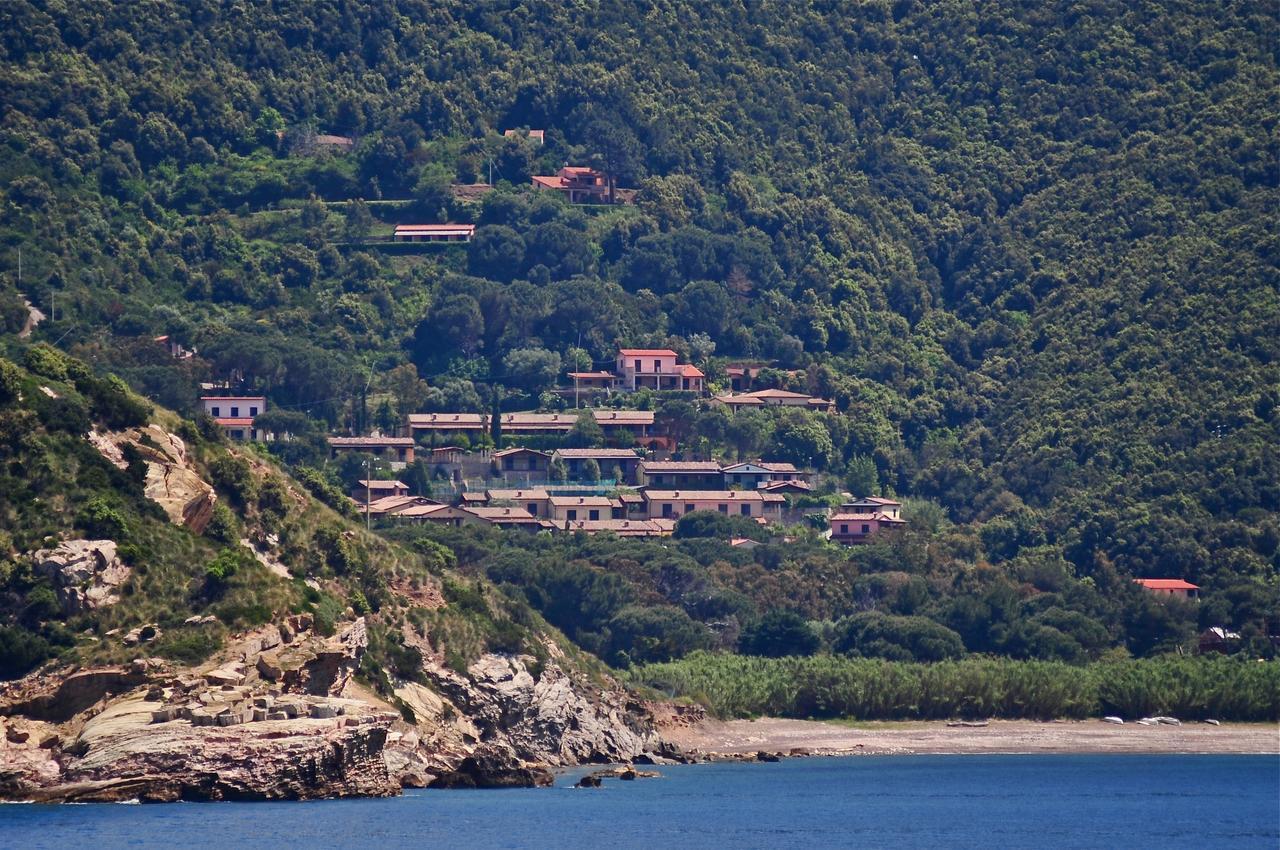 Nisportino Domus Aparthotel Nisporto Екстериор снимка